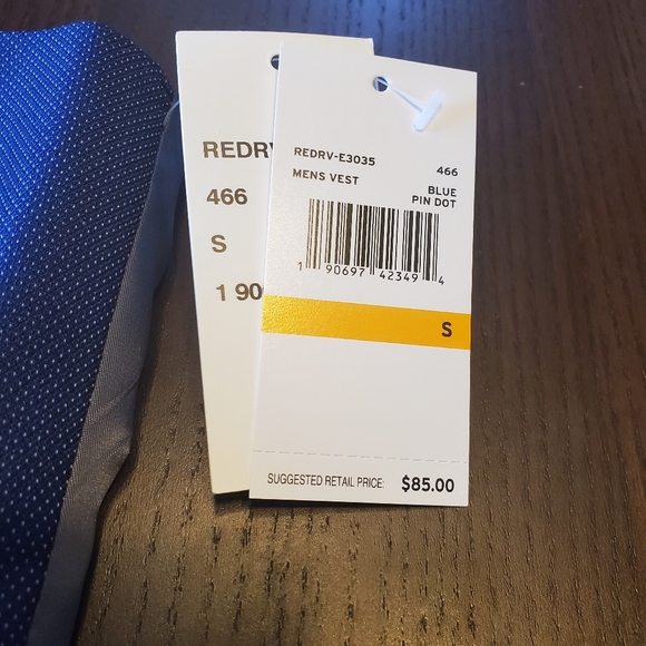 New Perry Ellis vest. Size small. Blue pin dot. - Picture 3 of 9